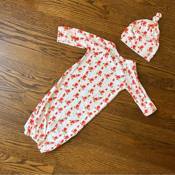 Little Louanne Cheeky Elf Baby Gown + Hat - Picture 5 of 5